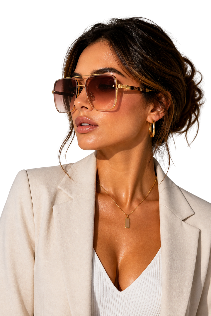 Women's Retro Aviator Sunglasses with Gold Frame and Gradient Lens | Polarized