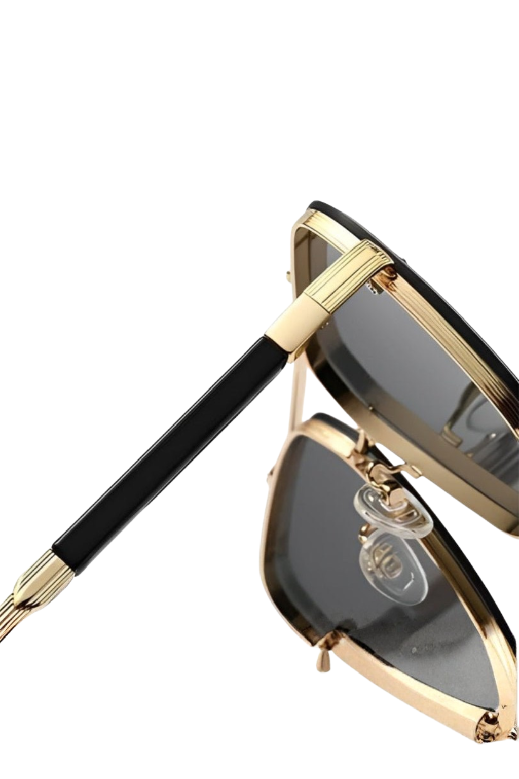 Women's Retro Aviator Sunglasses with Gold Frame and Gradient Lens | Polarized