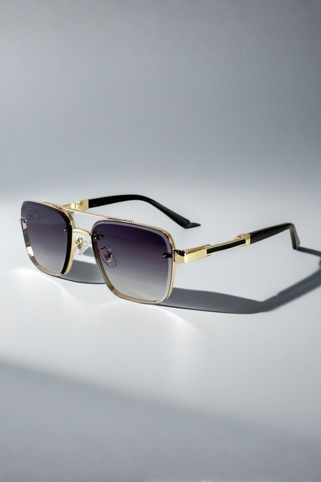 Men's Aviator Square Sunglasses with Gold Metal Frame and Gradient Lens | Polarized