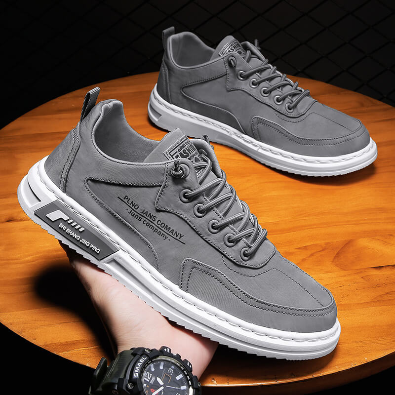 Men's Classic Flat Sole Lace-Up Sneakers | Orthopedic