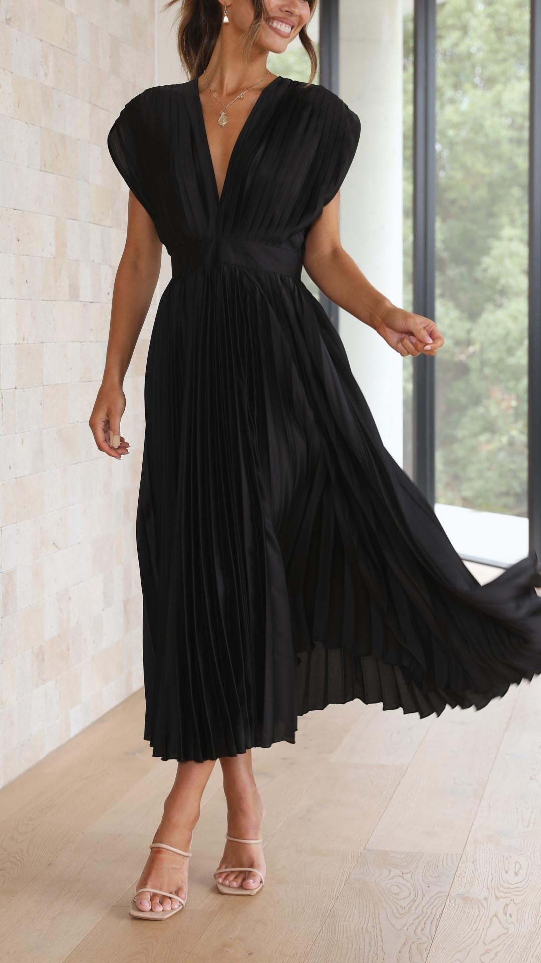 Women's Elegant Pleated V-Neck Dress | Midi