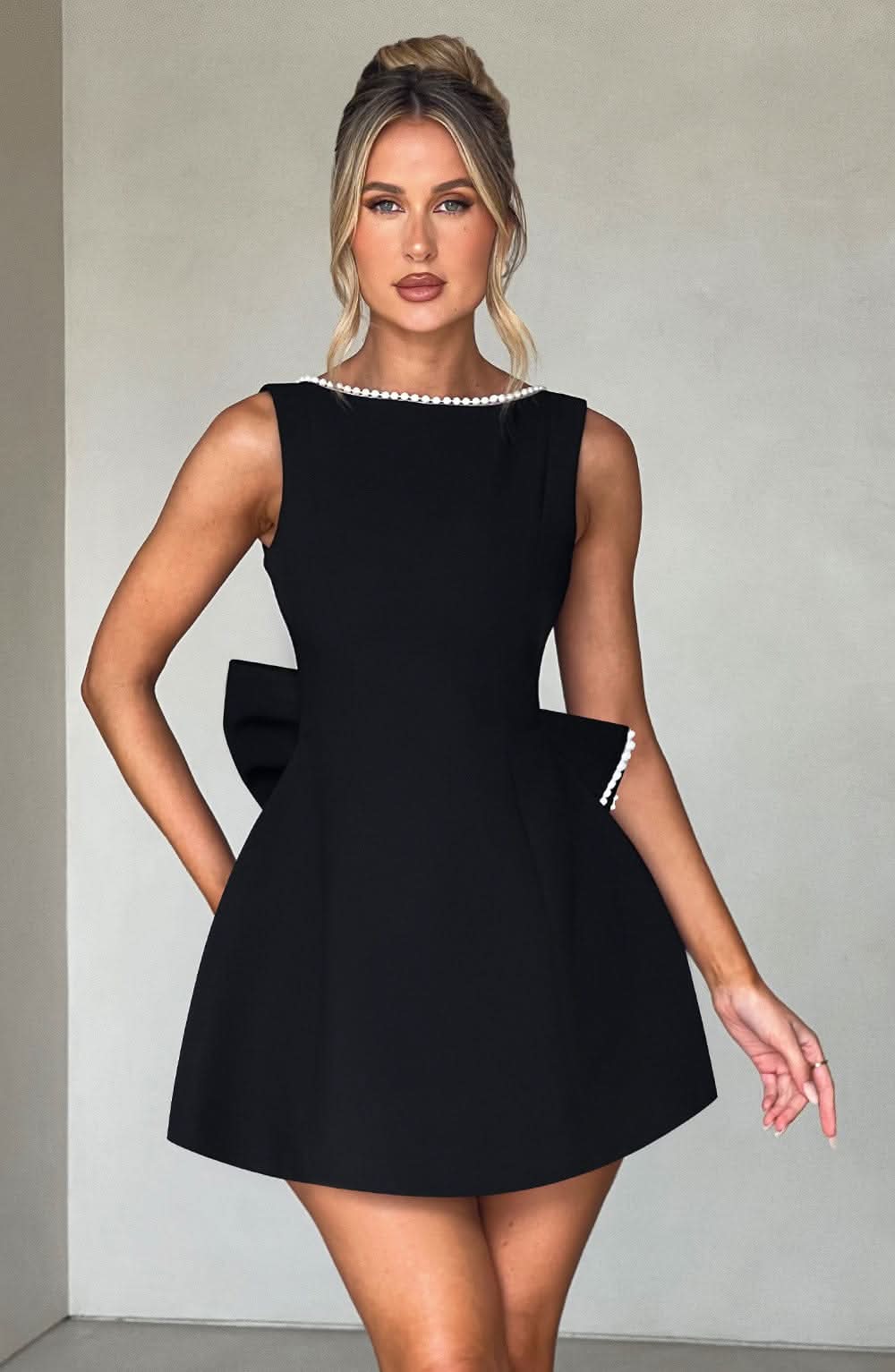 Women's Chique Wedding Bow Tie Back Detail Sleeveless Dress | Mini